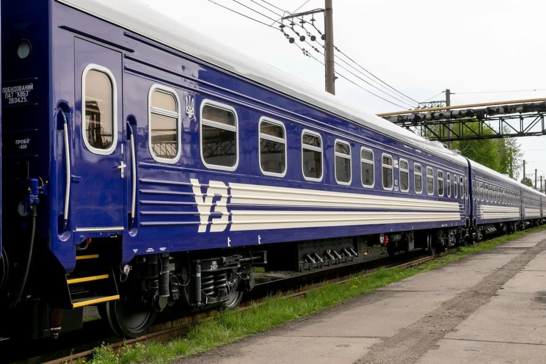 У застосунку &laquo;Укрзалізниці&raquo; тепер показують середню кількість евакуаційних зупинок і затримок поїздів