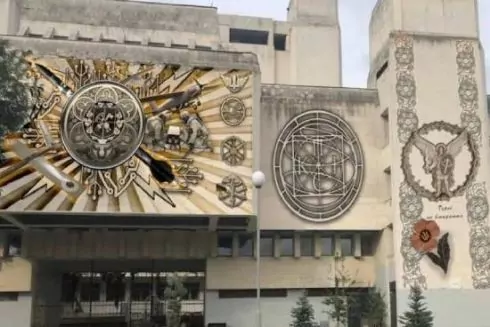 Студенты КПИ против мурала на стенах 9 корпуса, но эскизы продолжают рассматривать