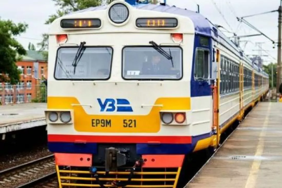 Один з рейсів Kyiv City Express затримується через ракетну атаку на Київ