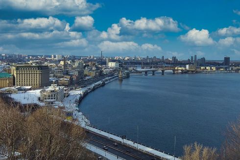 Київський бренд O(FourFour) запустив проєкт з маршрутами для прогулянок містом