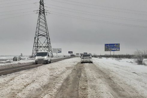 «Укравтодор» принимает сообщения о неочищенных дорогах через приложение Waze