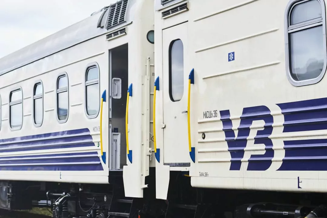 Укрзалізниця закупить вагони-купе для людей з інвалідністю
