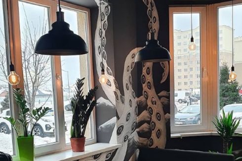 У Софіївській Борщагівці відкрили суші-бар Miyagi з мідіями у білому вині і «Цезарем» з лососем