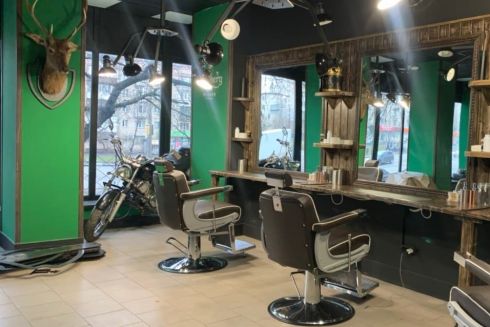 Frisor відкриває третій барбершоп на лівому березі
