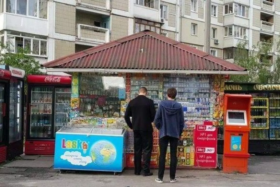 В Украине запретили устанавливать МАФы на тротуарах