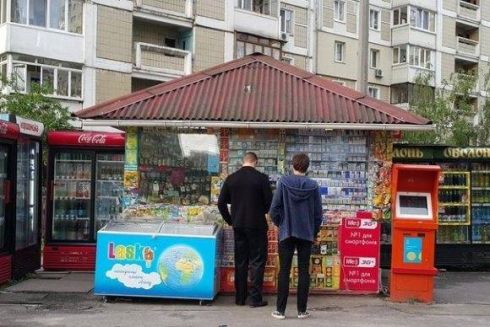 В Україні заборонили встановлювати МАФи на тротуарах