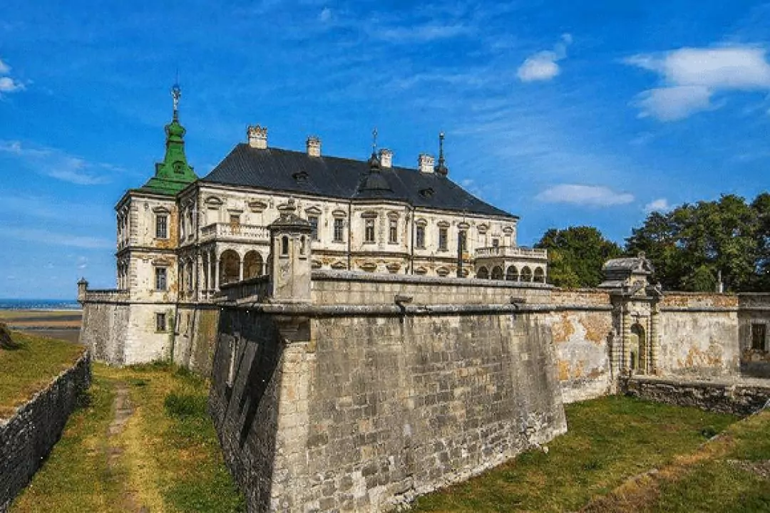 Українці збирають гроші на реставрацію Підгорецького замку