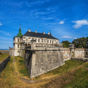 Українці збирають гроші на реставрацію Підгорецького замку