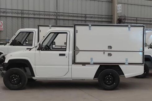 Український електроавтомобіль ЛУАЗ будуть виробляти у кузові фургона: фото