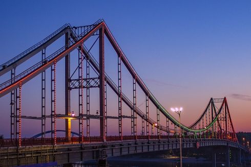 Пішохідний міст у Києві частково закривають до кінця року