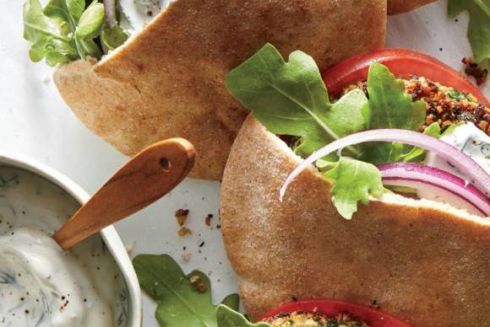 6 рецептів корисних перекусів, які зручно брати з собою