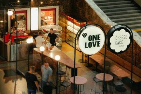 На Центральному залізничному вокзалі відкрили кафе One Love & Cheesecake Family
