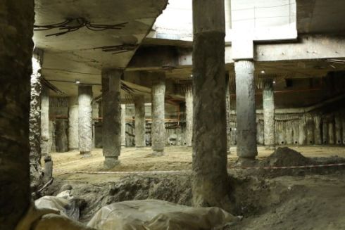 Кияни просять захистити від забудови середньовічні розкопки на Поштовій площі: петиція