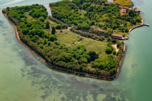 "Острів мертвих" біля Венеції стане парком для місцевих &mdash; туристів не пускатимуть