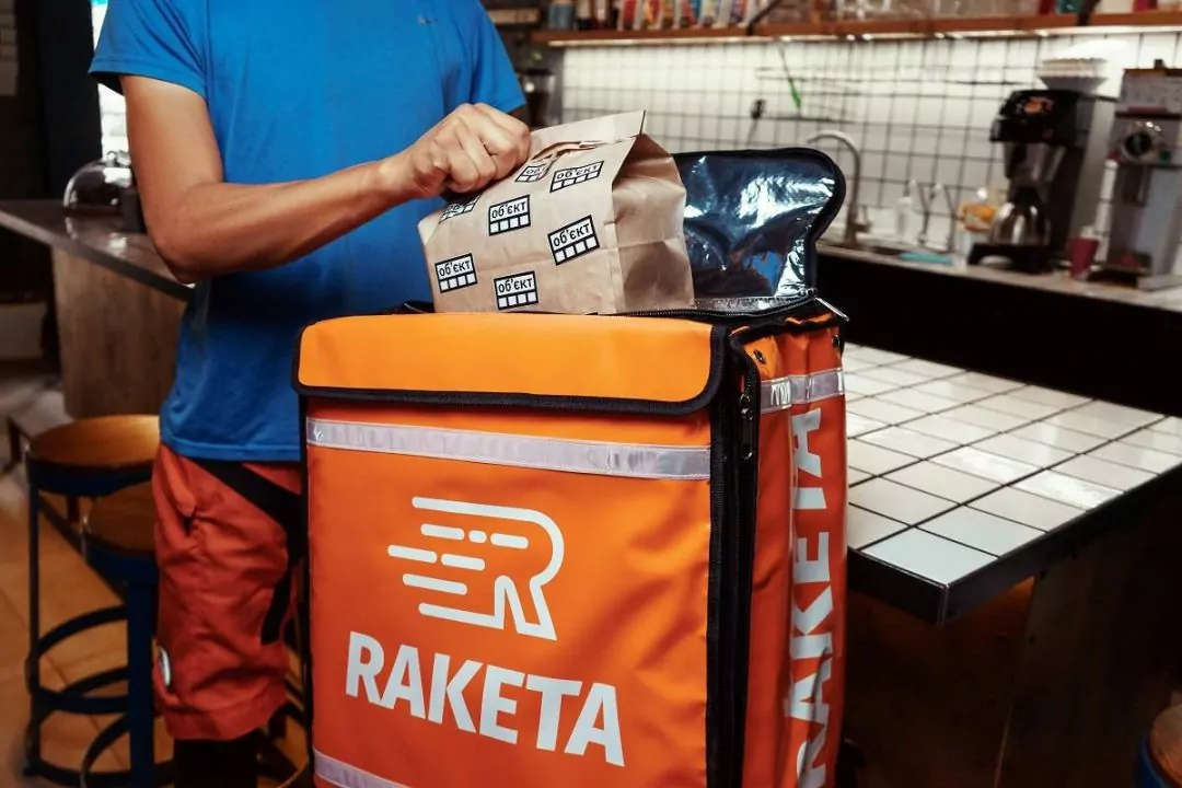 Raketa запускає безконтактну доставку замовлень