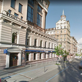 Дома на бульваре Шевченко очистили от рекламных вывесок: как они теперь выглядят