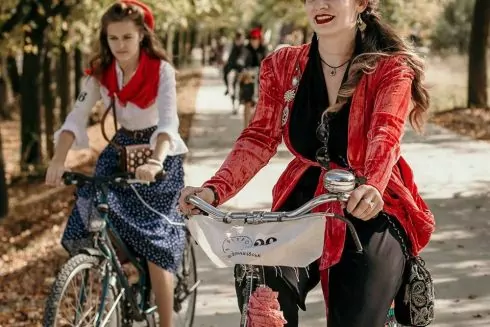 В Івано-Франківську вперше пройшов Ретро Круїз: як це було