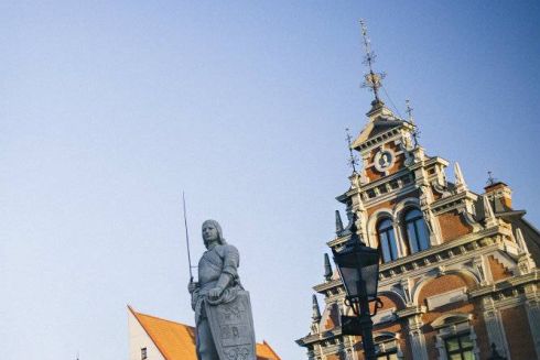 Де пити, їсти та розважатись у Ризі