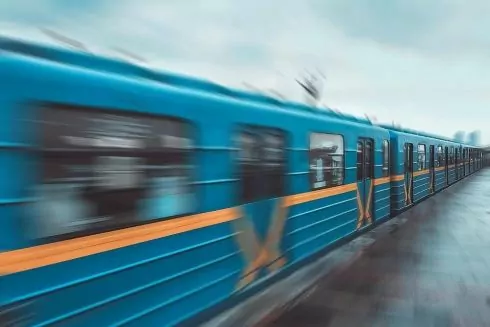 Червона гілка метро Києва курсує від &laquo;Лісової&raquo; до &laquo;Шулявської&raquo; &ndash; Київський метрополітен