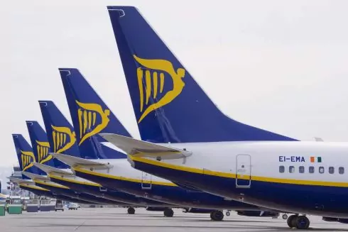 Авіакомпанії Ryanair і Swiss відновили авіасполучення з Україною