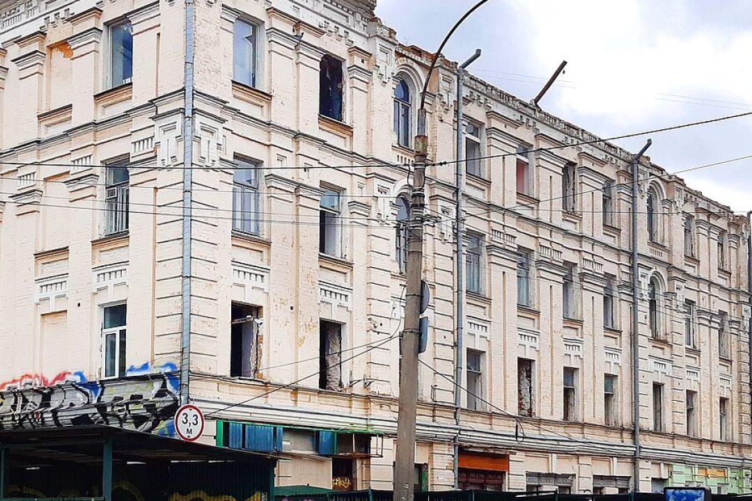 На садибу Дмитрієва, що є культурною спадщиною, повторно незаконно оформили право власності