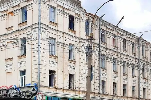 На садибу Дмитрієва, що є культурною спадщиною, повторно незаконно оформили право власності