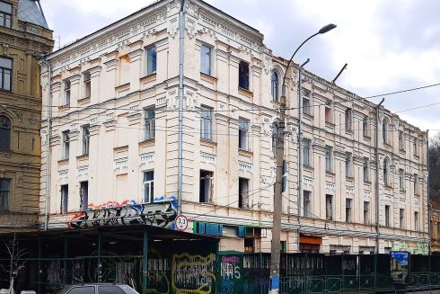 Садибу Дмитрієва на Подолі повернули під захист держави і громади: деталі