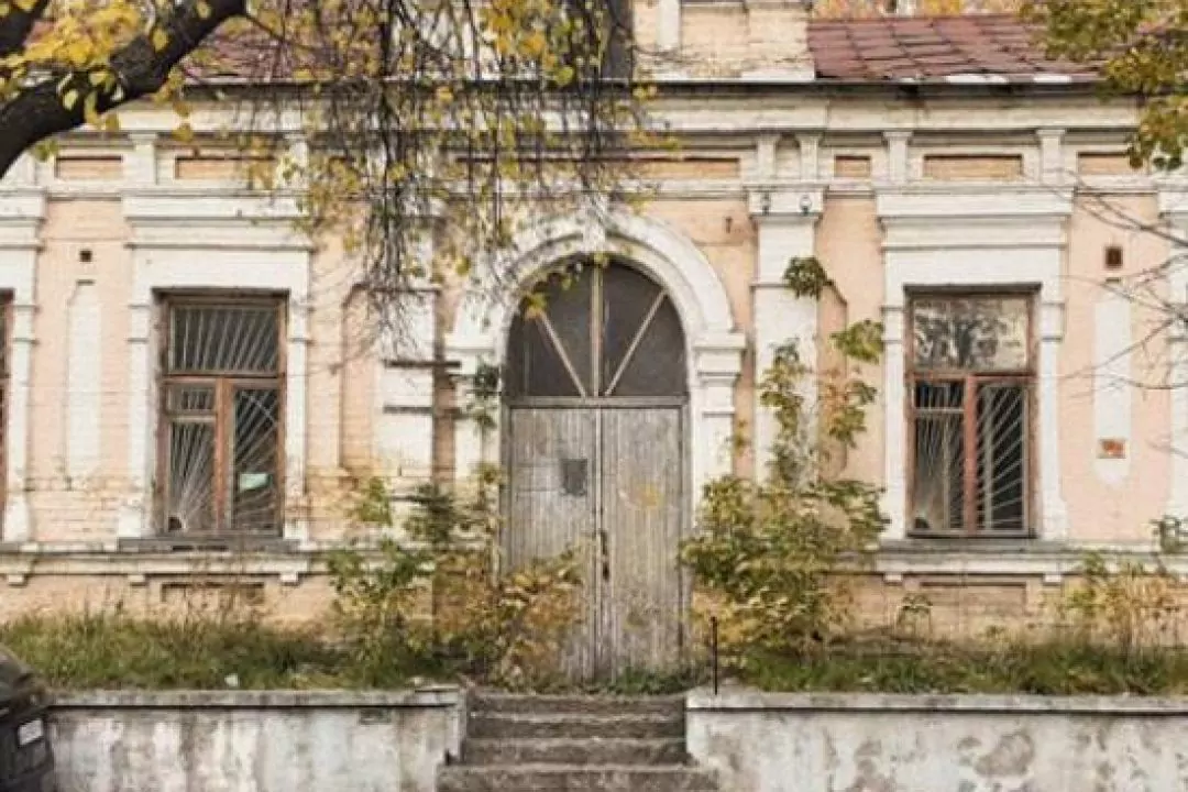 Власник 120-річної садиби Баккалинського укладе охоронний договір за розпорядженням суду
