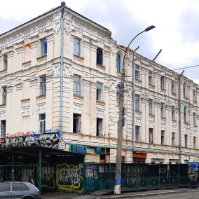 Суд захистив статус пам'ятки для садиби Дмитрієва на Подолі