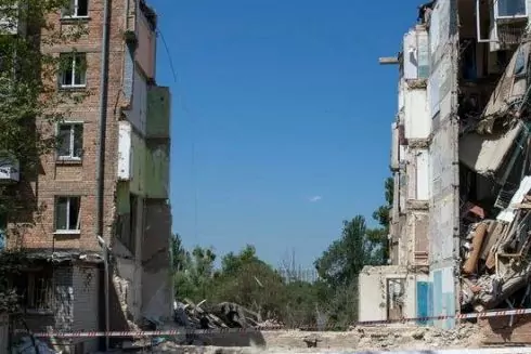 Мешканці зруйнованого будинку на Сирці у Києві подали 17 заяв на отримання тимчасового житла