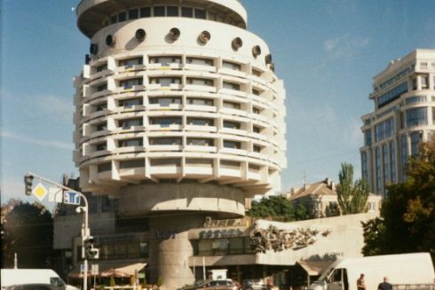 Київський готель "Салют" визнали банкрутом: будівлю продадуть на аукціоні