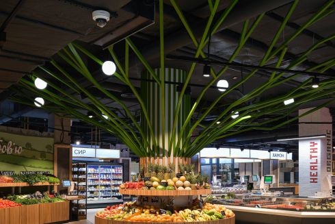 В Киеве открылся новый супермаркет Ultramarket: с паназиатским кафе и фермерскими продуктами