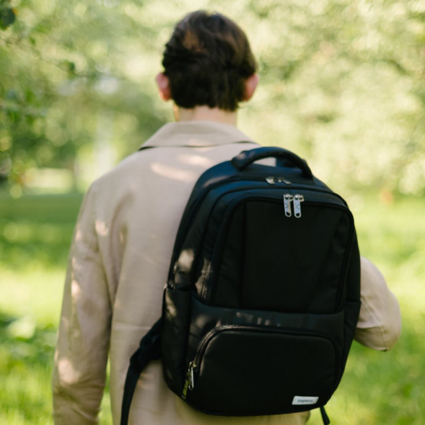 В Україні запустили утилізацію старих рюкзаків і сумок: можна отримати знижку на нові