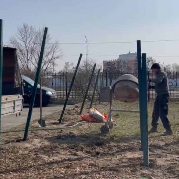 У Києві будують майданчик для вигулу та тренування тварин