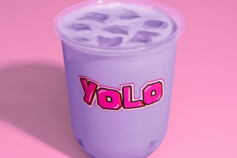 Возле Площади Украинских Героев открылось заведение с азиатскими напитками YOLO Bubble Tea Bar
