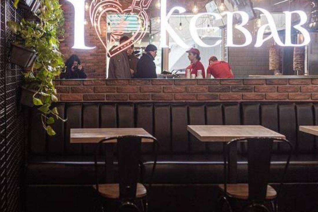 В Киеве открыли два новых заведения I Love Kebab: на Крещатике и Контрактовой площади