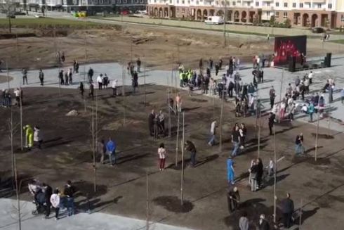 У Бучі висадили Сквер пам&rsquo;яті про цивільних жертв російської окупації