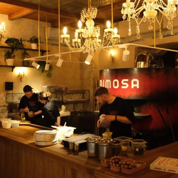 У Варшаві відкрився перший заклад Mimosa Brooklyn Pizza