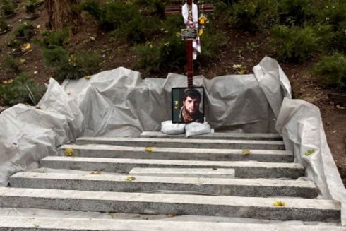 На місці поховання "Да Вінчі" почалися роботи: в ОШБ ініціюють обговорення проєкту пам'ятника Дмитру Коцюбайлу