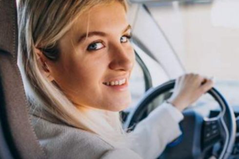 Uklon запустив "жіноче таксі" в чотирьох містах