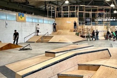 Неподалік Харківського шосе відкрився скейт-парк, який кияни облаштували самостійно