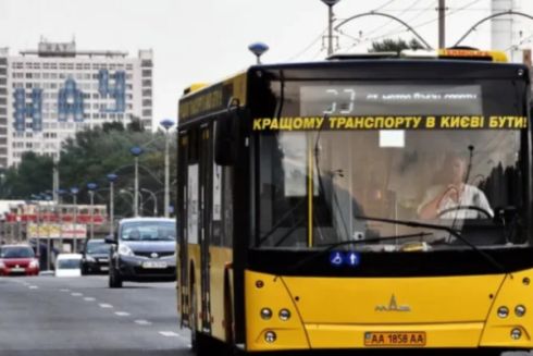 У Києві більше не зупинятимуть наземний транспорт під час тривог: метро поки працюватиме без змін