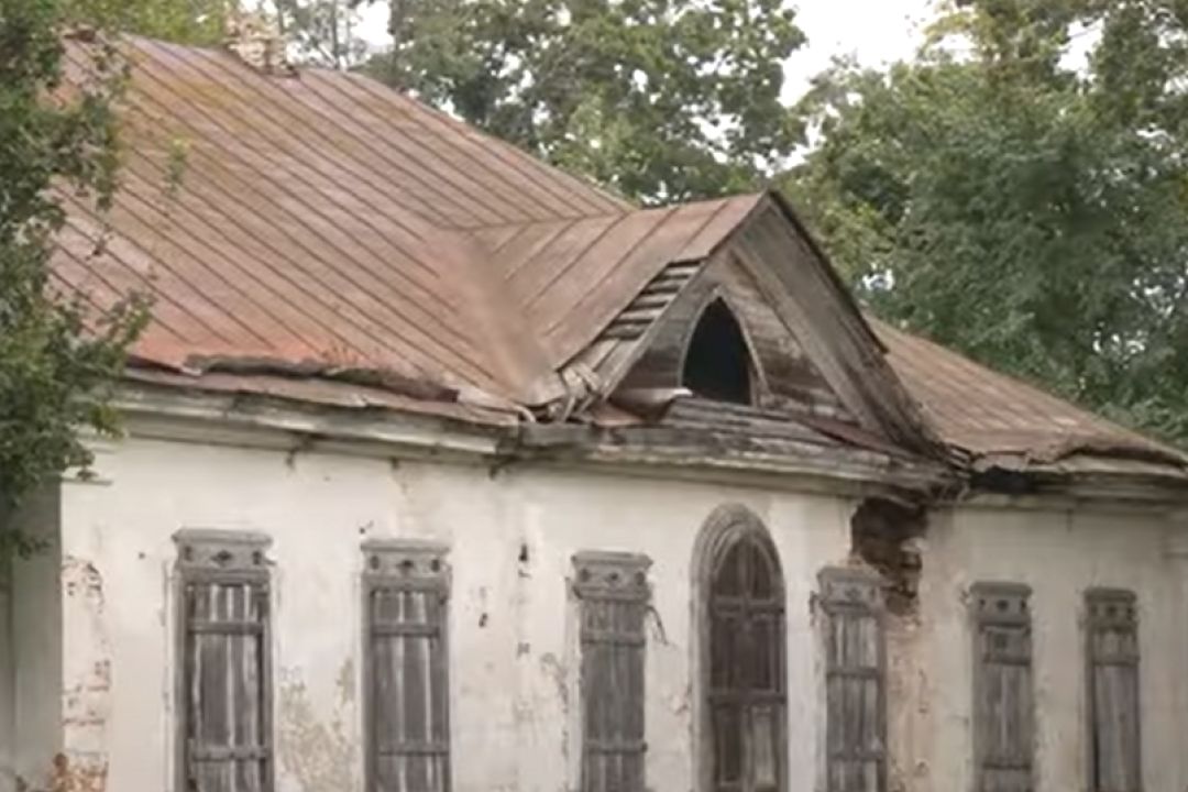 На Чернігівщині почали відновлювати одну з найдавніших садиб, яка перебуває у критичному стані