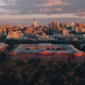 Відео: Україна з дрона для тих, хто сумує за подорожами
