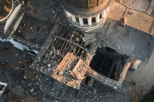 Росіяни вдарили ракетами по історичному центру Одеси: зруйновано Спасо-Преображенський собор