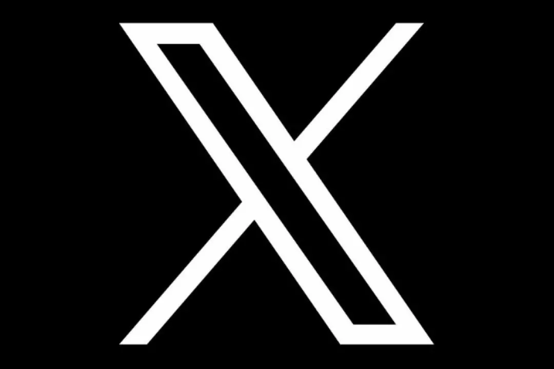 Twitter офіційно став X: змінився логотип та домен