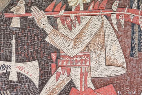 Кияни очистили від реклами та графіті всі мозаїки на бульварі Лесі Українки