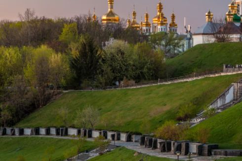 "Київзеленбуд" планує відремонтувати сходи у парку "Вічної слави" за 5 млн грн