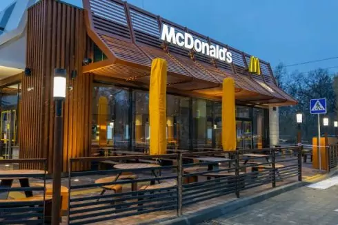 Біля "Академмістечка" відкрився новий McDonald&rsquo;s, який працюватиме під час відключення світла