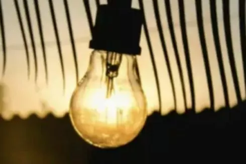 Графіки відключення світла змінюються по декілька разів на день: у Yasno пояснили, що робити